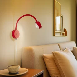 Lindby vegglampe Jyla, rød/hvit, linse, 3000K, GX53, fleksibel arm Best