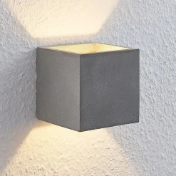 Lindby vegglampe Nellie, grå, betong, 11,5 cm bred Outlet