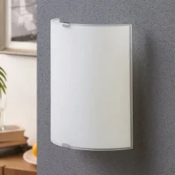 Lindby vegglampe Phil, hvit, glass, høyde 21 cm| Design- Og Hotellbelysning|Vegglamper