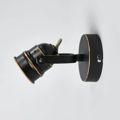 Lindby veggspot Leonor, svart, metall, 1 lyskilde, 9,5 cm| Spotter I Tak|Vegglamper