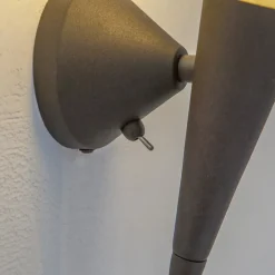 Lindby -vegglampe Alva, rustfarget, glass, 34 cm høy, E14| Design- Og Hotellbelysning|Vegglamper