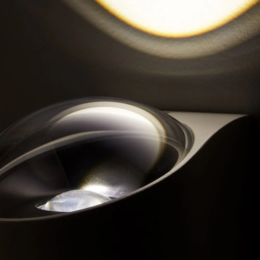 LOOM DESIGN utendørs LED-vegglampe Saga, opp/ned, corten| Terrassebelysning