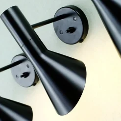 Louis Poulsen AJ - vegglampe, svart| Vegglamper