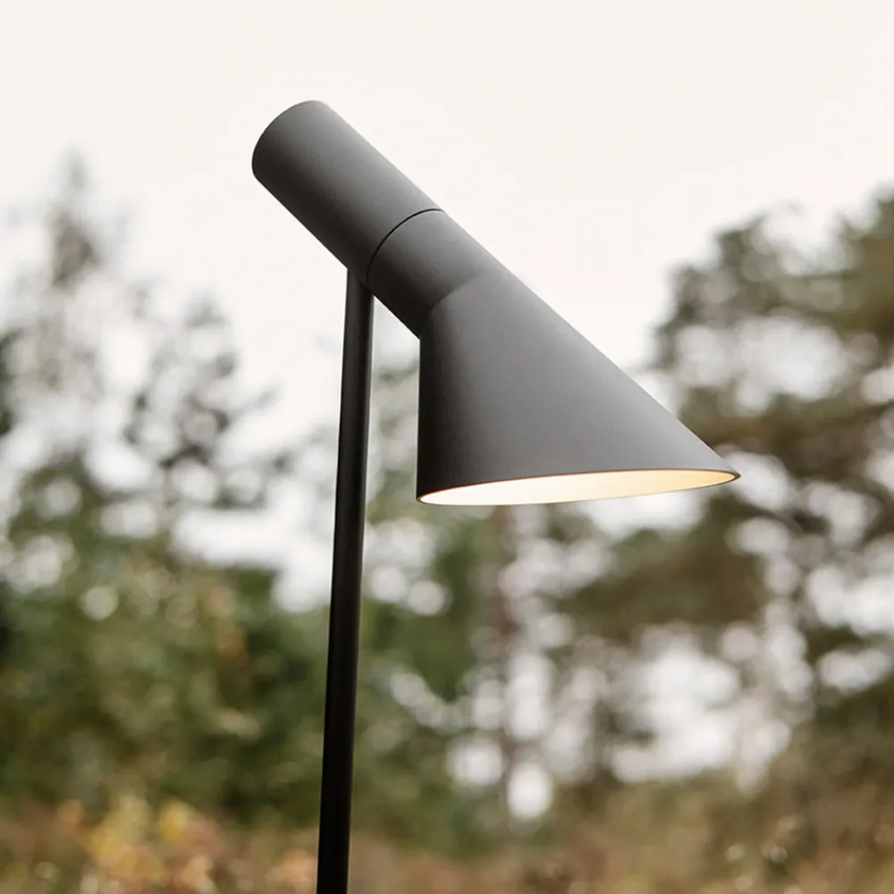 Louis Poulsen AJ Garden høyde 95 cm fotplate 840 Outlet