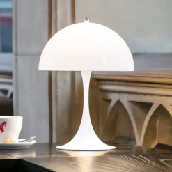 Louis Poulsen Panthella Portable 250 hvit 2 700 K| Dekorasjonsbelysning|Kommersiell Utebelysning