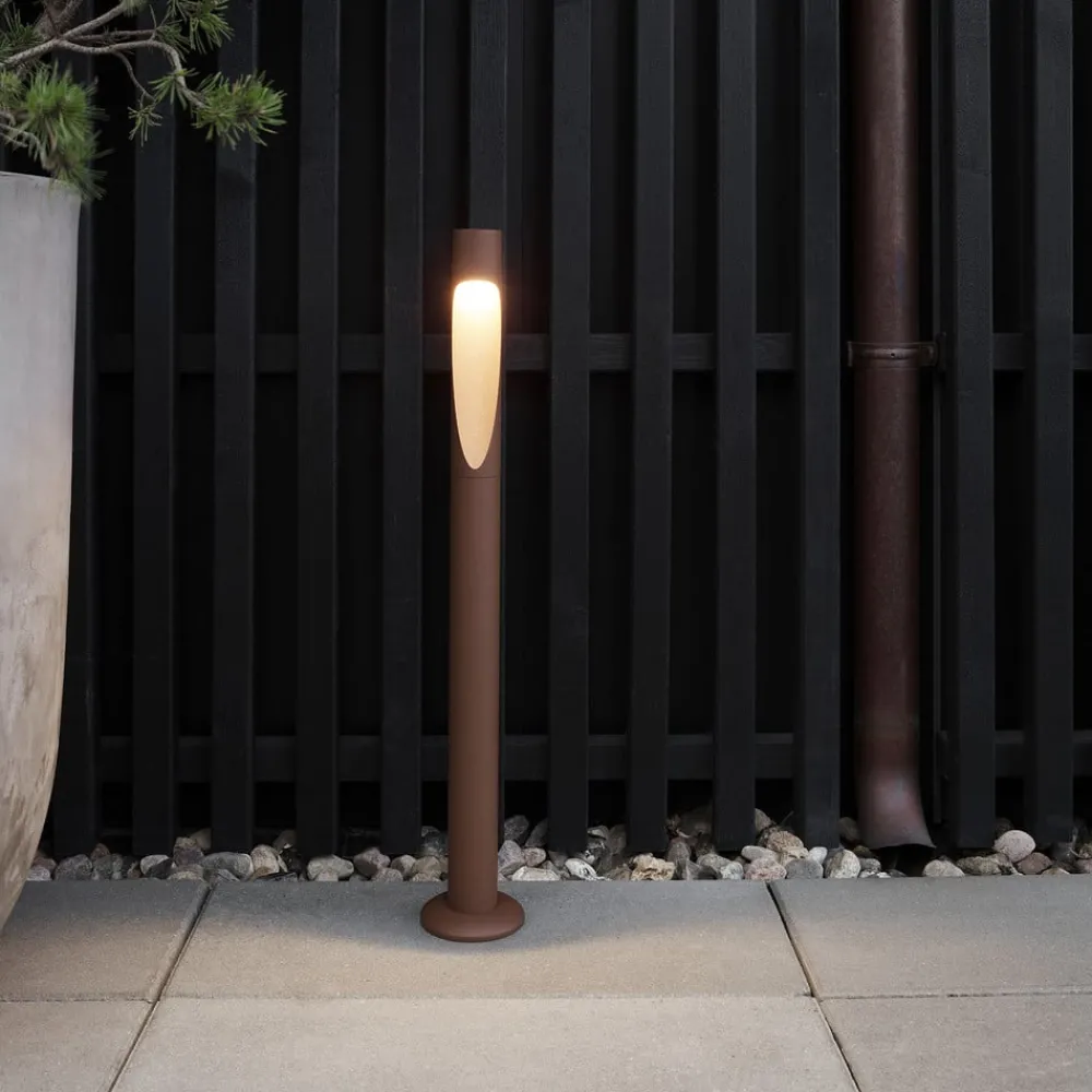 Louis Poulsen veilampe Flindt, 930, corten 70 cm sokkel 24 V| Gatebelysning, Pullert Belysning