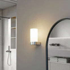 Lucande Basolo vegglampe til bad, krom, høyde 17,2 cm, glass| Vegglamper