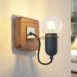 Lucande Becky veggspot i tre, 1 lyskilde, svart| Vegglamper