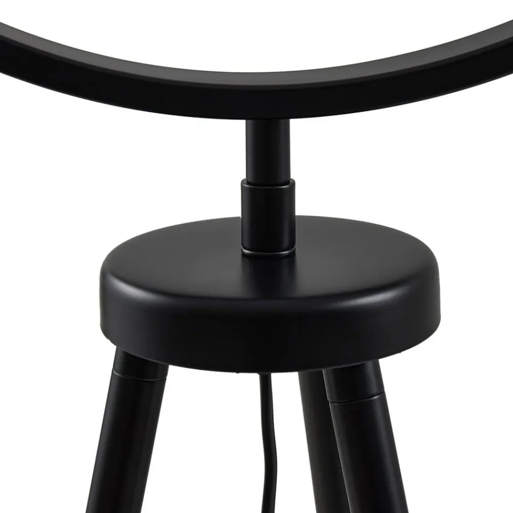 Lucande Helva gulvlampe, 150 cm, hvit/svart, svingbar Clearance