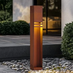 Lucande LED-gatelampe Oxido, rustfarget, cortenstål