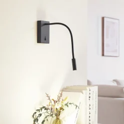 Lucande LED-leselampe Hetti, svart, metall, 14 cm høy Best