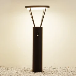 Lucande LED-solcellelampe Elario, 80 cm, CCT, sensor| Solcellelamper Med Sensor|Led-Utendørs