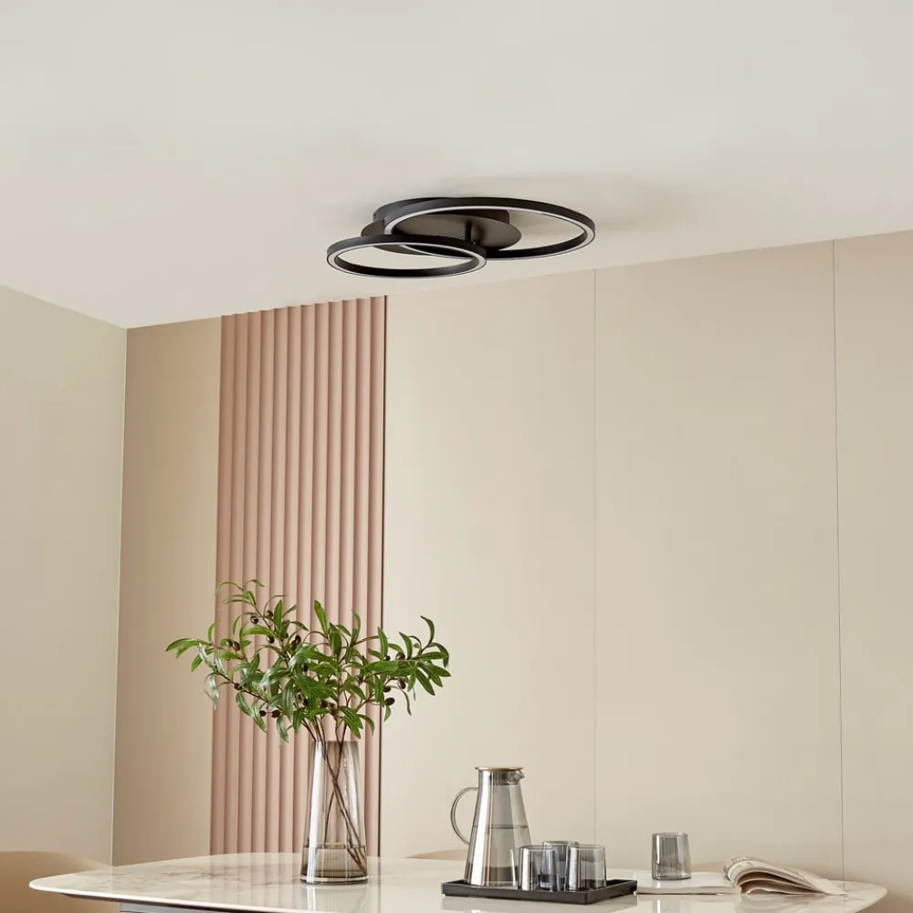 Lucande LED-taklampe Tjado, 62 cm lang, svart, metall| Design- Og Hotellbelysning|Led-Innendørs