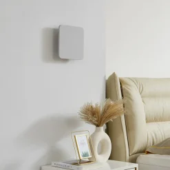 Lucande LED-vegglampe Elrik, hvit, 22 cm høy, metall Clearance