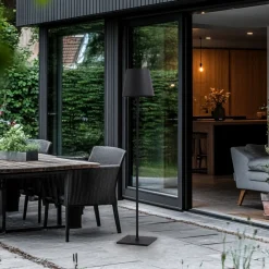 Lucande terrasselampe Andrei, grå, 150 cm høy, IP54, E27 Online