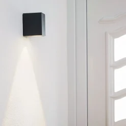 Lucande utendørs LED-vegglampe Tavi, antrasitt, 9,5 cm, IP54| Led-Utendørs