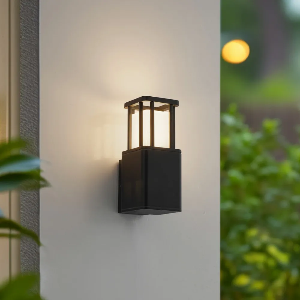 Lucande utendørs vegglampe Dakil, svart, aluminium Hot