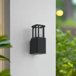 Lucande utendørs vegglampe Dakil, svart, aluminium Hot