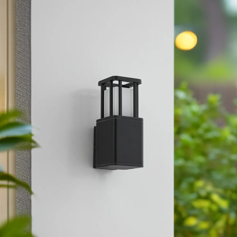 Lucande utendørs vegglampe Dakil, svart, aluminium Hot