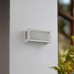 Lucande utendørs vegglampe Aurelien, hvit, glass, 12,5 cm, IP54 New