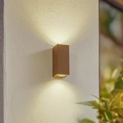 Lucande utendørs vegglampe Xava, opp/ned, brun, 2 lyskilder, GU10| Terrassebelysning|Vegglamper Utendørs