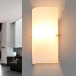 Lucande vegglampe Sidra, høyde 28 cm, glass, halvsirkelformet| Vegglamper