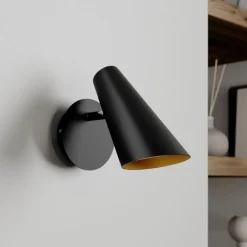 Lucande vegglampe Wibke, høyde 24 cm, svart, gull, metall| Vegglamper