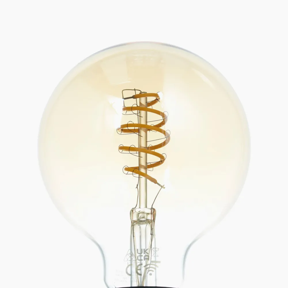 LUUMR Smart LED-pære G95 E27 ravfarget 4,9W Tuya WLAN Best