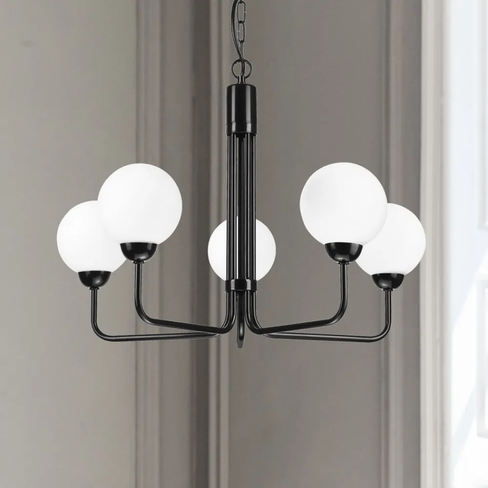 Lamkur Lysekrone Malou med glasskjerm, 5 lyskilder