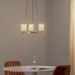 Lucea Lysekrone Ressa, Ø 44 cm, messing antikk, 3 lyskilder.| Lysekroner