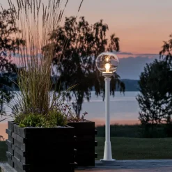 Konstsmide Med klar kule - veilampe Linus i hvit| Gatebelysning, Pullert Belysning