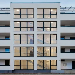 MEGAMAN Renzo+ LED-vegglampe CCT Multilumen sensor Hot