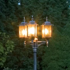 Konstsmide MILANO lyktestolpe med tre lys i svart og sølv| Lyktestolper