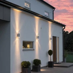 Konstsmide Modena utendørs vegglampe 2-lk. grå| Vegglamper Utendørs