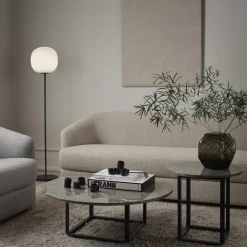 New Works Lantern Medium gulvlampe, høyde 150cm| Gulvlamper