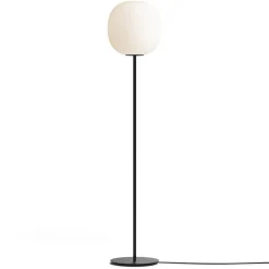 New Works Lantern Medium gulvlampe, høyde 150cm| Gulvlamper