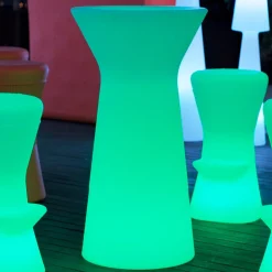 Newgarden Capri LED batteridrevet barbord, RGBW, 110 cm høyt, hvit| Møbel Og Interiør|Terrassebelysning