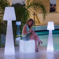 Newgarden Lola LED-gulvlampe, oppladbart batteri, høyde 110 cm Sale