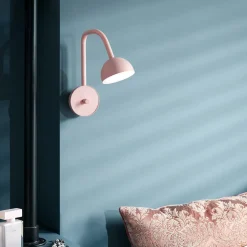 Northern Blush - rosatonet LED-vegglampe| Design- Og Hotellbelysning|Vegglamper