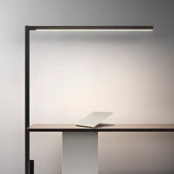 OLEV Crane LED-gulvlampe svart 3000 K| Gulvlamper