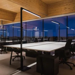 OLEV Crane LED-gulvlampe svart 3000 K| Gulvlamper