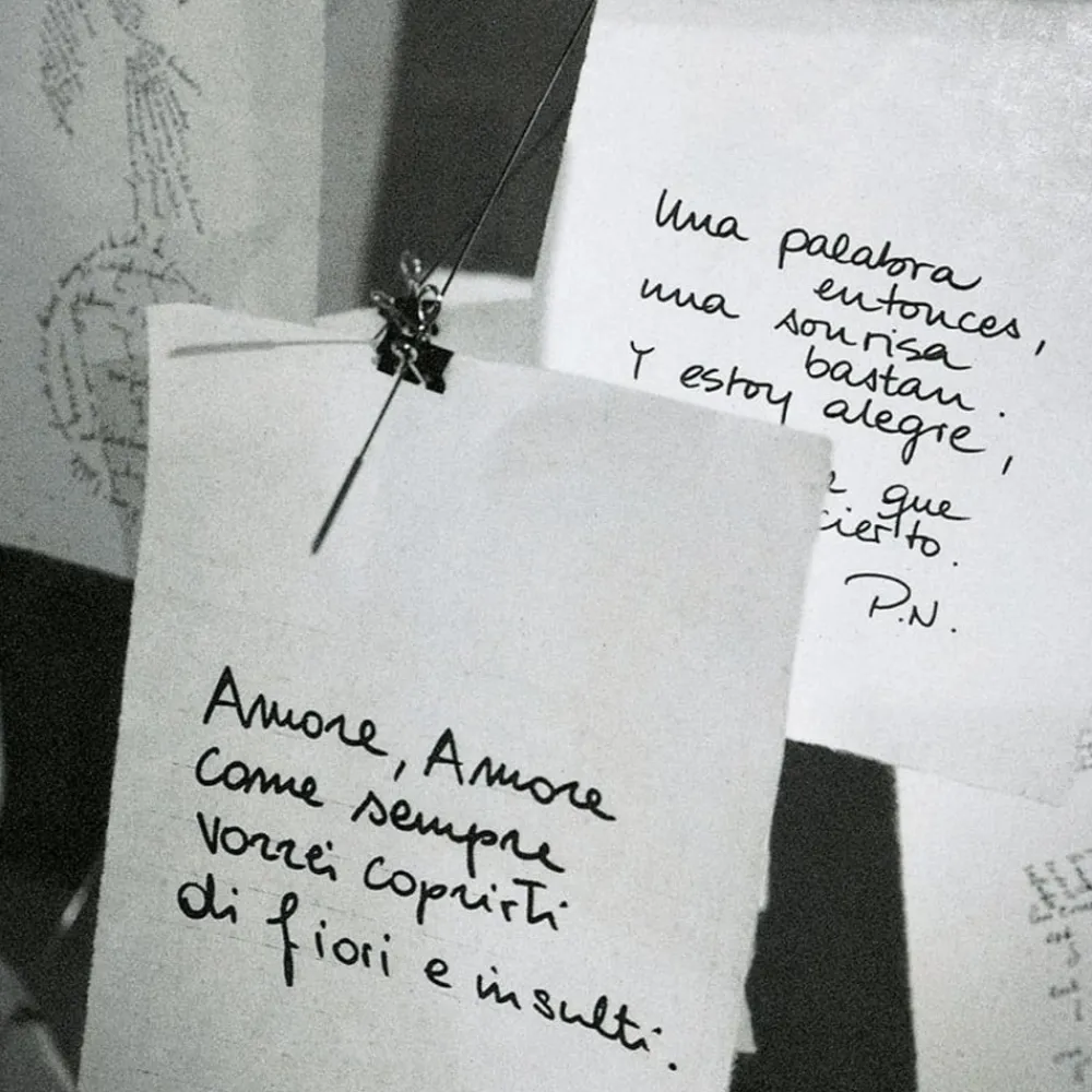 Ingo Maurer Pendellampe Zettel'z 5 med lapper| Design- Og Hotellbelysning