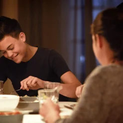 Philips Classic LED-pære E14 B35 6,5W 2 700 K matt Hot