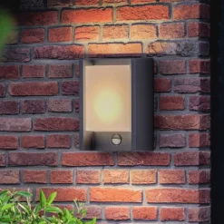 Philips LED-vegglampe Arbour UE, sensor, 2 700 K Hot