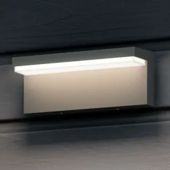 Philips utendørs LED-vegglampe Bustan, 2700 K