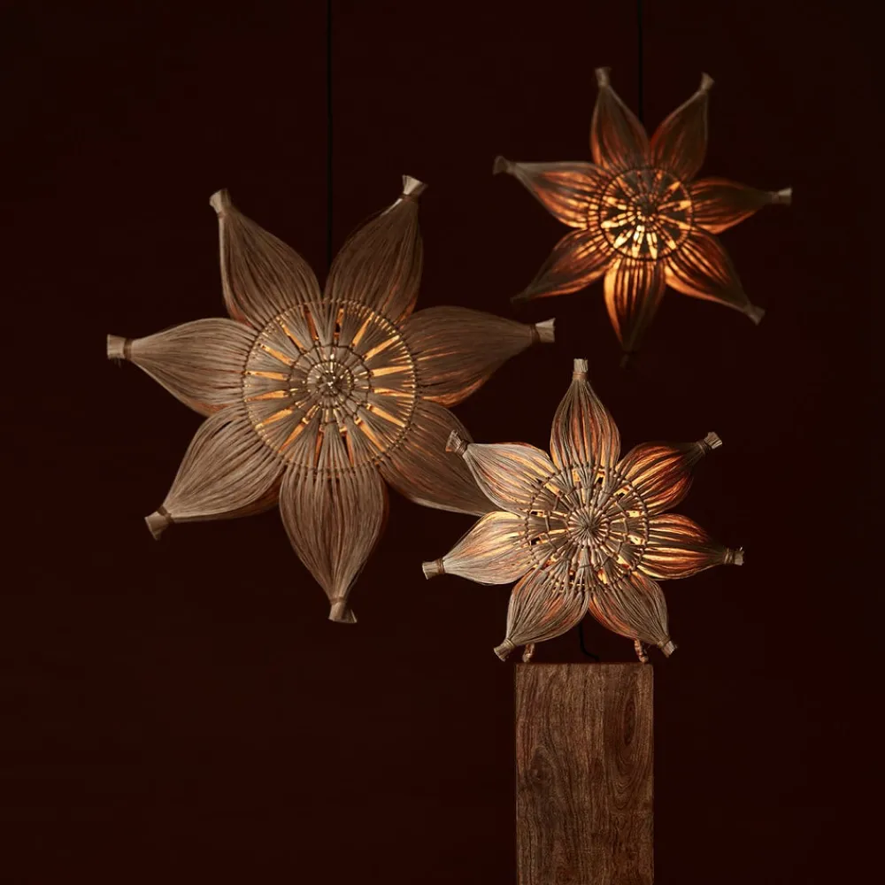 PR Home Agnes gulvstjerne av naturfiber| Julebelysning