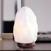 Globo Saltkrystall-bordlampe Stone, hvit| Dekorasjonsbelysning