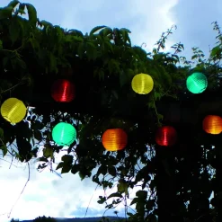 STAR TRADING Solcelledrevet LED-lyslenke med 10 fargede lykter| Dekorasjonsbelysning|Solcellelamper