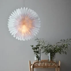Markslöjd Solina dekorativ stjerne, hengende, hvit, Ø 60 cm Outlet