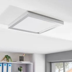 Arcchio Solvie LED-taklampe, sølv, kantet, 30 x 30 cm| Kontorbelysning